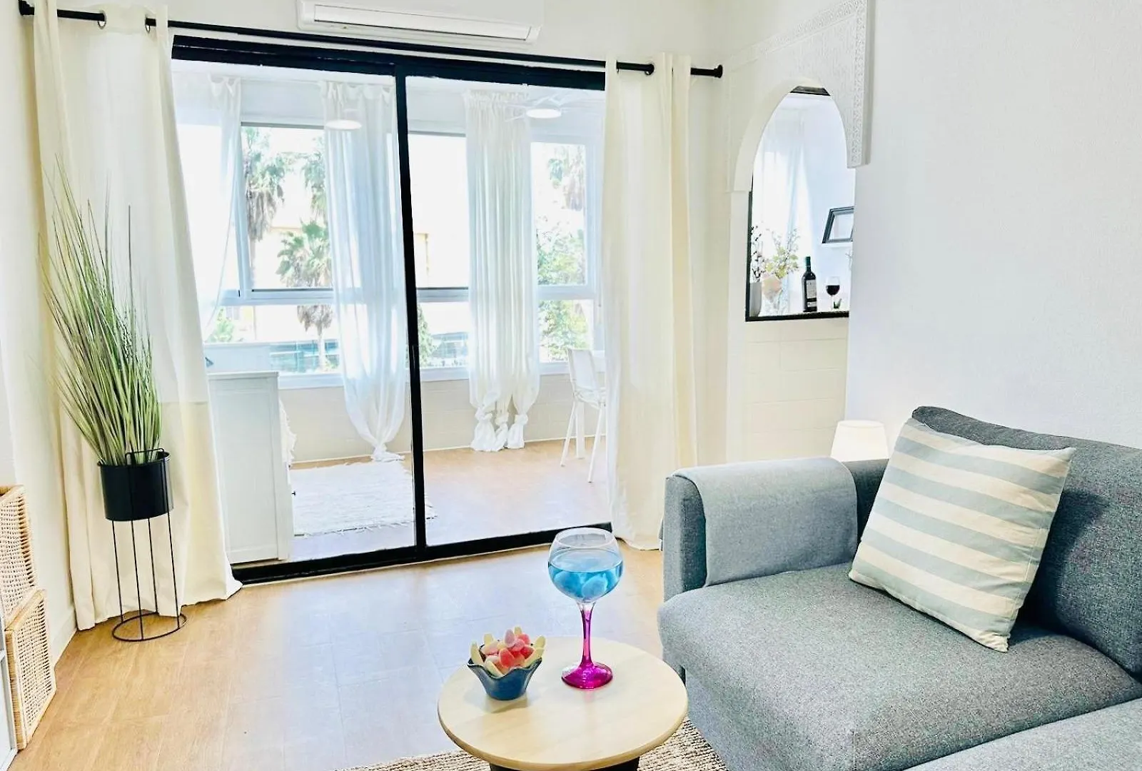 Estudio Pepa Luna Algarrobo Beach Málaga Appartamento