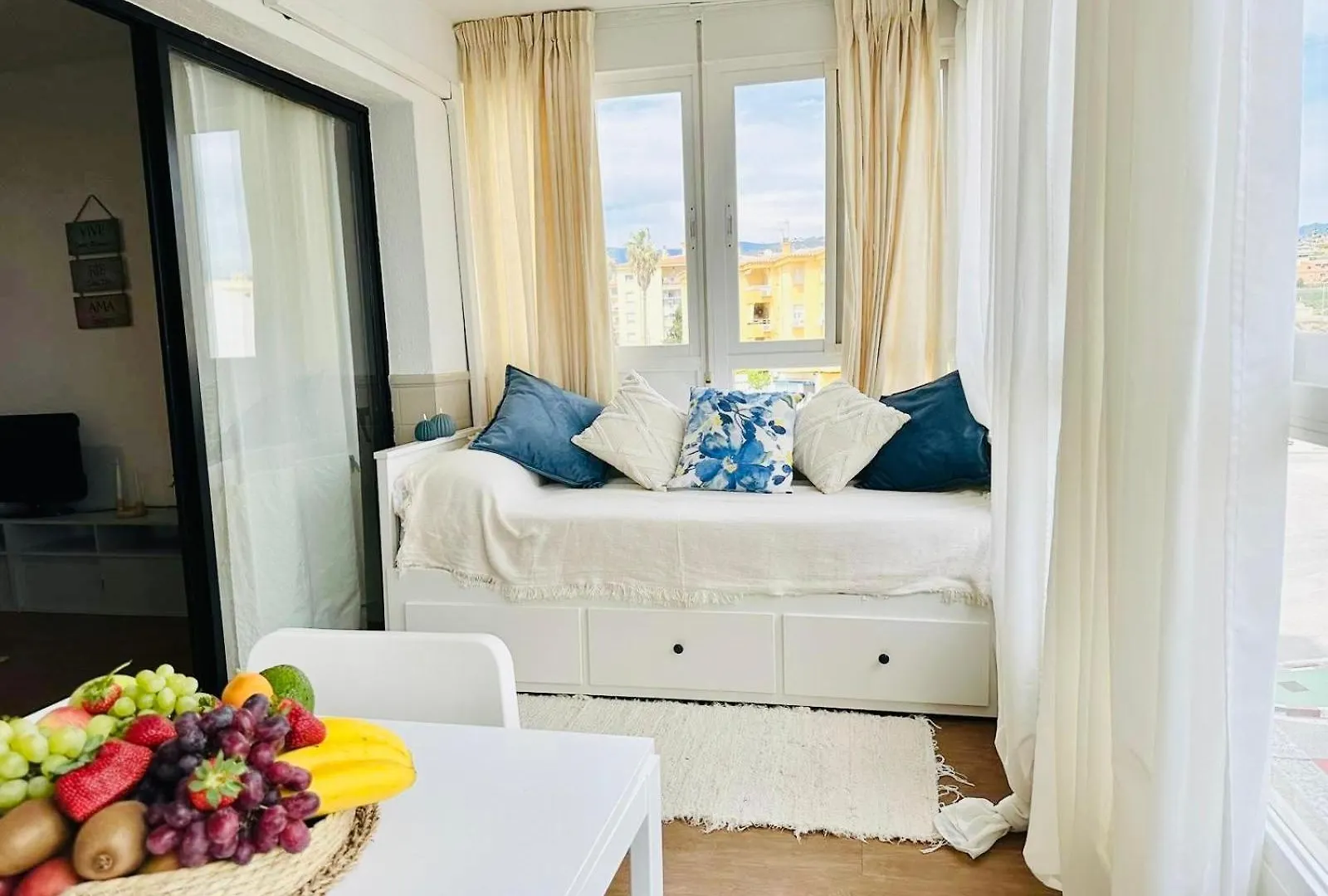 Estudio Pepa Luna Algarrobo Beach Málaga Spagna