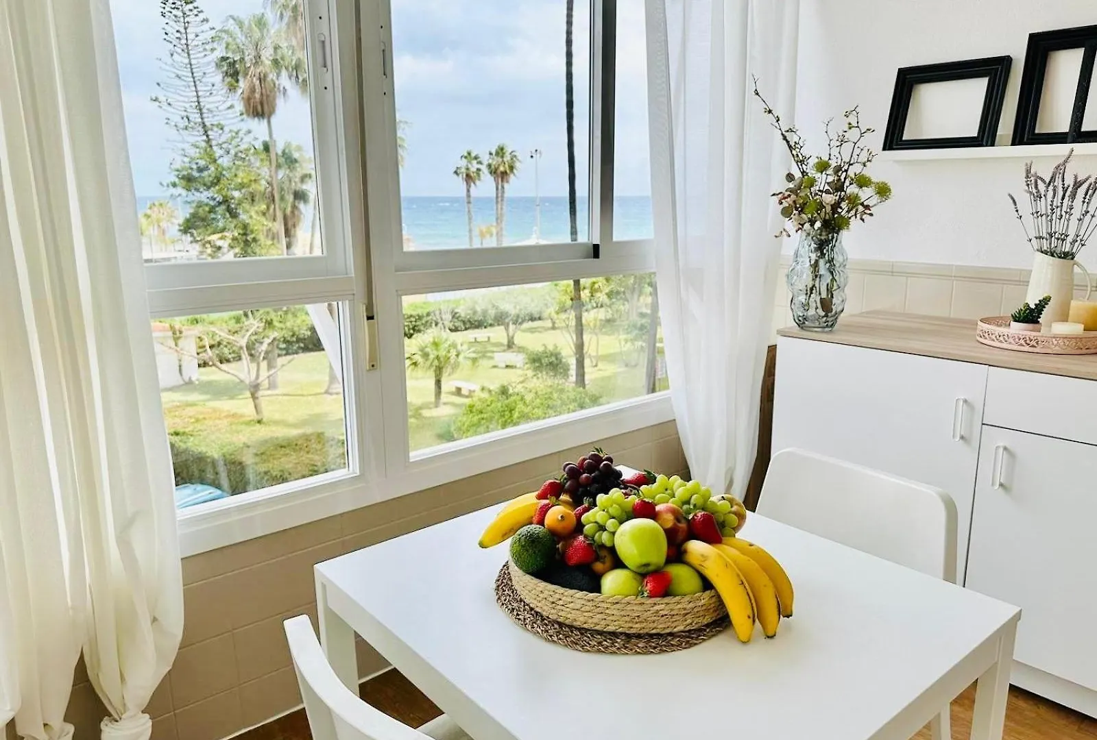 Estudio Pepa Luna Algarrobo Beach Málaga