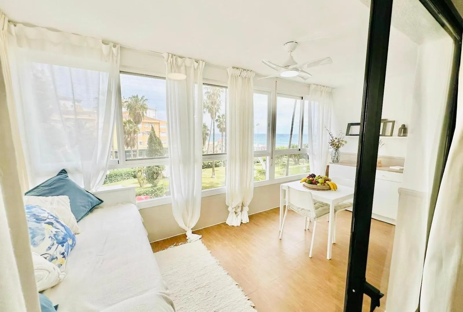 Estudio Pepa Luna Algarrobo Beach Malaga Apartment